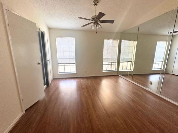 7575 Cambridge Street 1902, Houston TX 77054