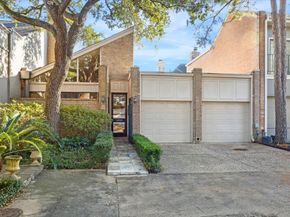 10 S Briar Hollow Lane 90, Houston TX 77027