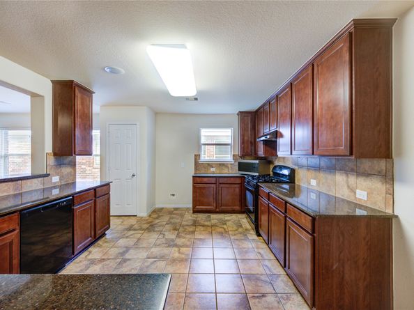 2922 Halcyon Time Trail, Houston TX 77045