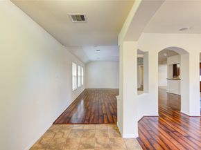 2922 Halcyon Time Trail, Houston TX 77045