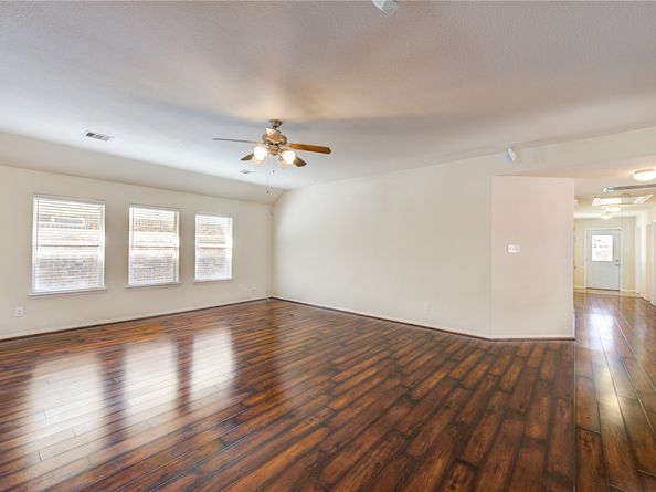 2922 Halcyon Time Trail, Houston TX 77045