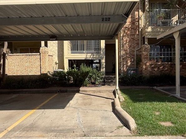 11201 Lynbrook Drive 3703, Houston TX 77042