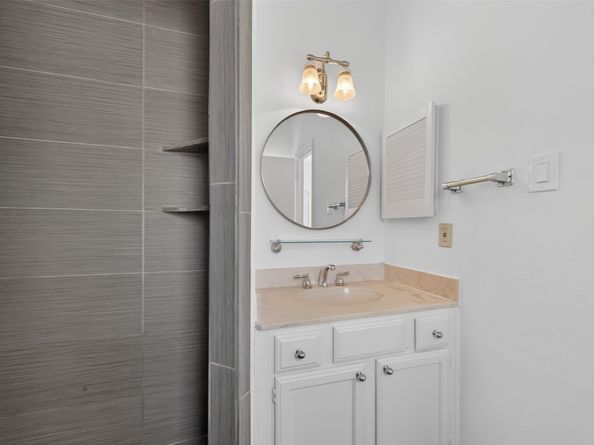 12691 Briar Patch Road 5, Houston TX 77077