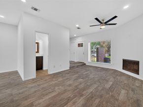 12691 Briar Patch Road 5, Houston TX 77077