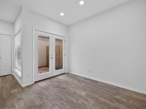 12691 Briar Patch Road 5, Houston TX 77077