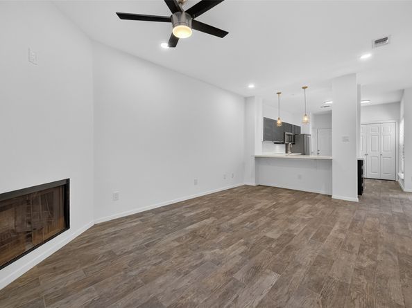 12691 Briar Patch Road 5, Houston TX 77077