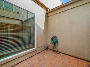 12691 Briar Patch Road 5, Houston TX 77077