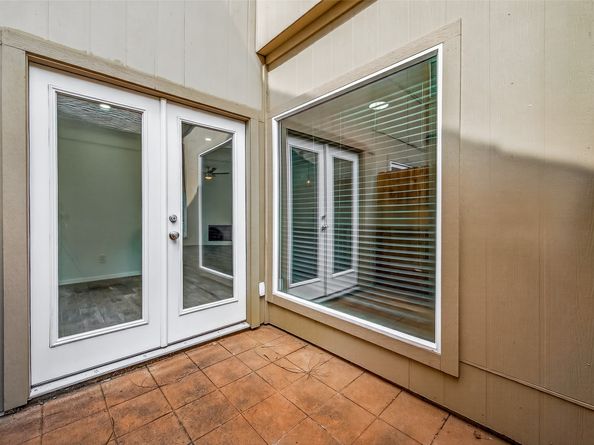 12691 Briar Patch Road 5, Houston TX 77077