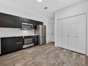 12691 Briar Patch Road 5, Houston TX 77077
