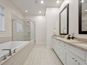10950 Wrenwood Green, Houston TX 77043