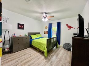 819 Redway Lane, Houston TX 77062