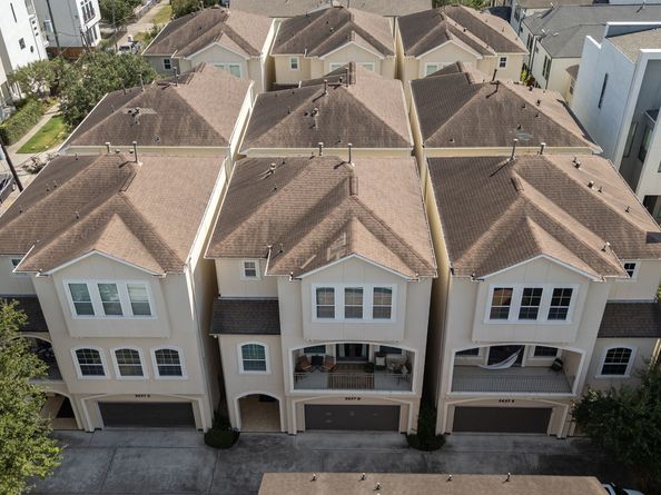 5637 Kiam Street D, Houston TX 77007