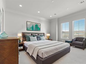 5637 Kiam Street D, Houston TX 77007