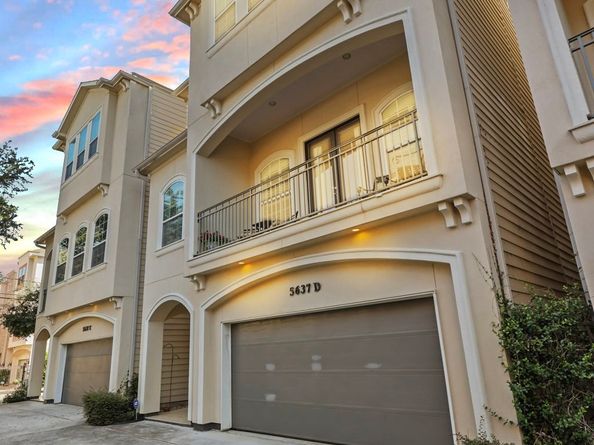 5637 Kiam Street D, Houston TX 77007