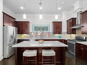 5637 Kiam Street D, Houston TX 77007