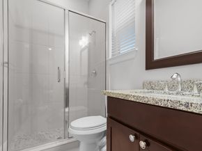 5637 Kiam Street D, Houston TX 77007