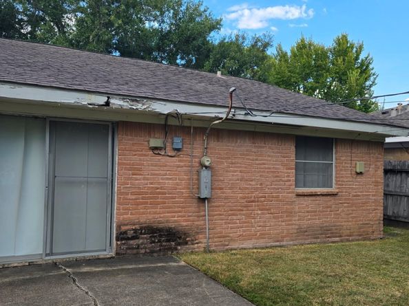 5523 Kuldell Drive, Houston TX 77096