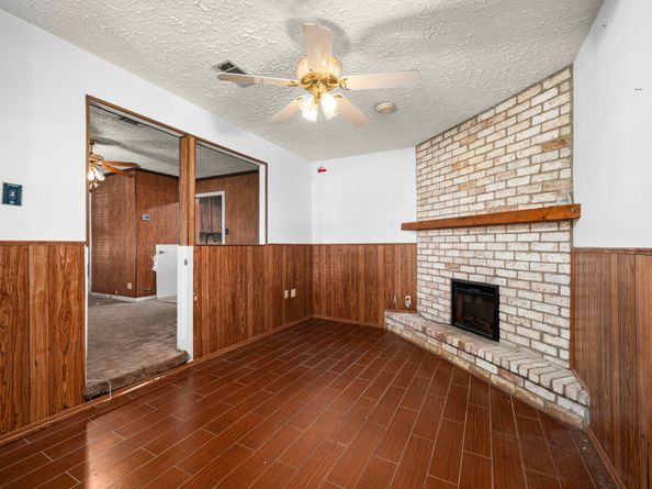 56 Wellford Street, Houston TX 77022