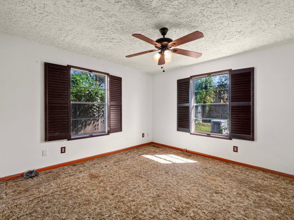 56 Wellford Street, Houston TX 77022