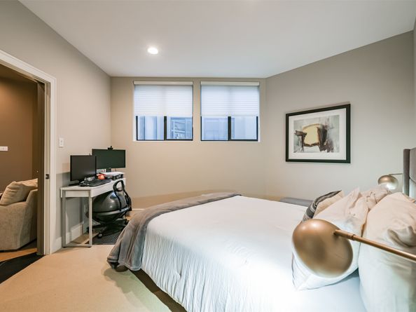 1 Alabama Court, Houston TX 77027