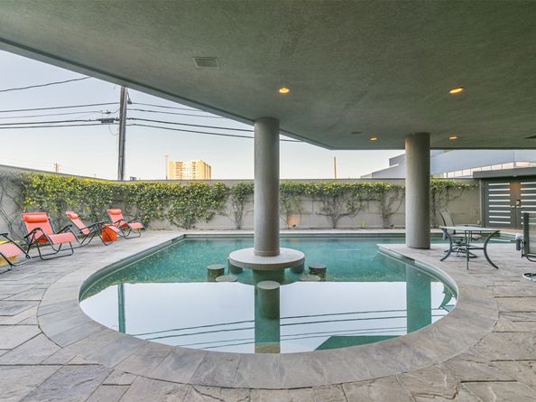 1 Alabama Court, Houston TX 77027