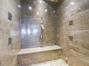 1 Alabama Court, Houston TX 77027