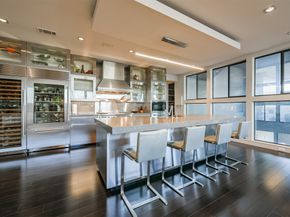 1 Alabama Court, Houston TX 77027