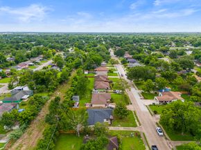 5607 Flamingo Drive, Houston TX 77033