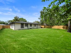 5607 Flamingo Drive, Houston TX 77033