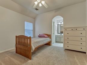 58 W Shale Creek Circle, The Woodlands TX 77382