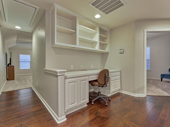 58 W Shale Creek Circle, The Woodlands TX 77382