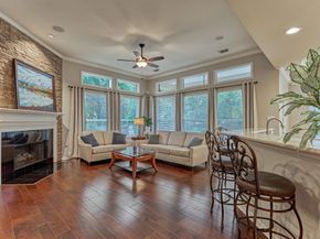 58 W Shale Creek Circle, The Woodlands TX 77382