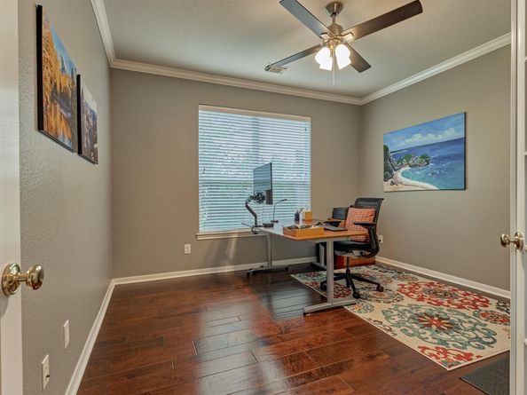 58 W Shale Creek Circle, The Woodlands TX 77382