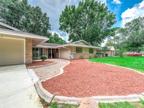 1610 Richvale Lane, Houston TX 77062