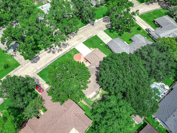 1610 Richvale Lane, Houston TX 77062