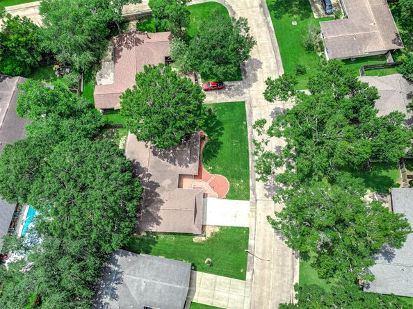 1610 Richvale Lane, Houston TX 77062