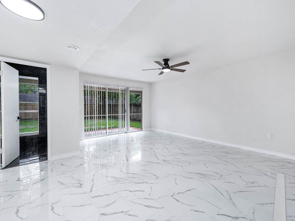 1610 Richvale Lane, Houston TX 77062