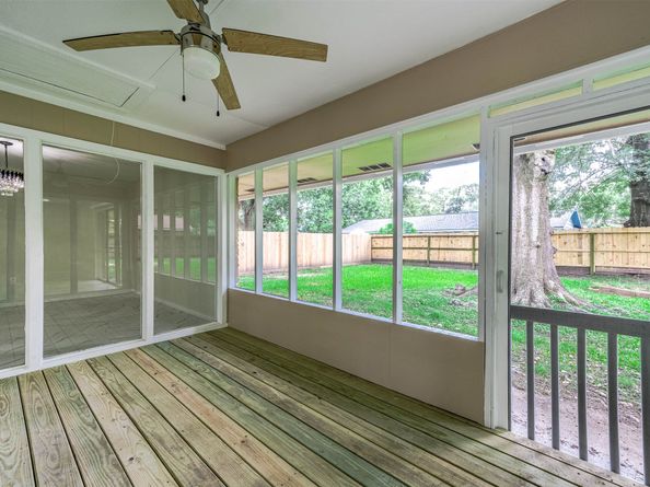 1610 Richvale Lane, Houston TX 77062