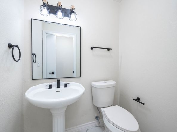 1610 Richvale Lane, Houston TX 77062
