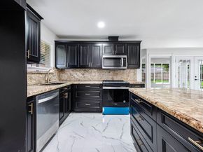 1610 Richvale Lane, Houston TX 77062