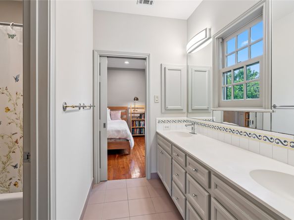 3502 Underwood Street, Houston TX 77025