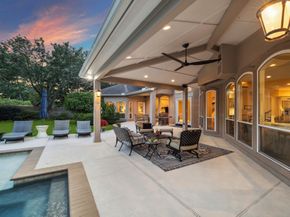 22 Greenway View Trail, Kingwood TX 77339