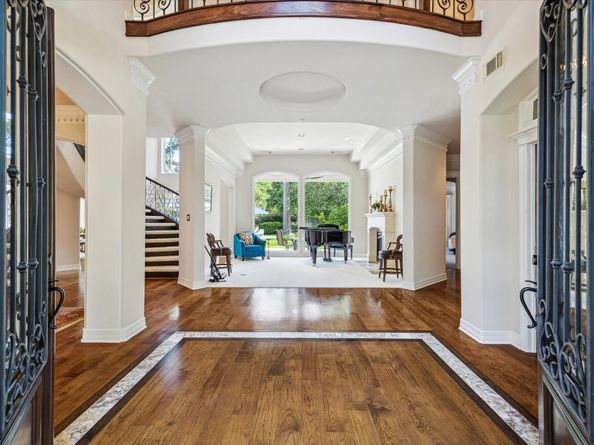 22 Greenway View Trail, Kingwood TX 77339