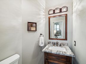 22 Greenway View Trail, Kingwood TX 77339