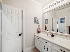 22 Greenway View Trail, Kingwood TX 77339