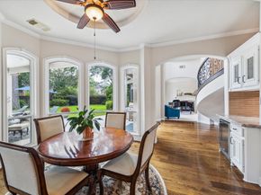 22 Greenway View Trail, Kingwood TX 77339