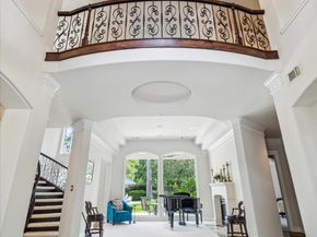 22 Greenway View Trail, Kingwood TX 77339