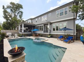2223 Saxon Drive, Houston TX 77018
