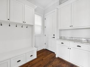 2223 Saxon Drive, Houston TX 77018