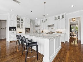 2223 Saxon Drive, Houston TX 77018
